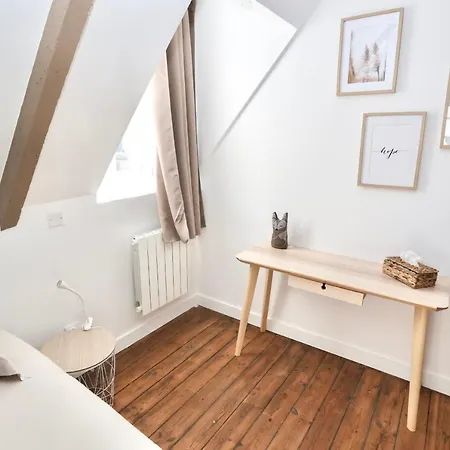 Napoleon Gare 7 T2 Dernier Etage Bylocly *
